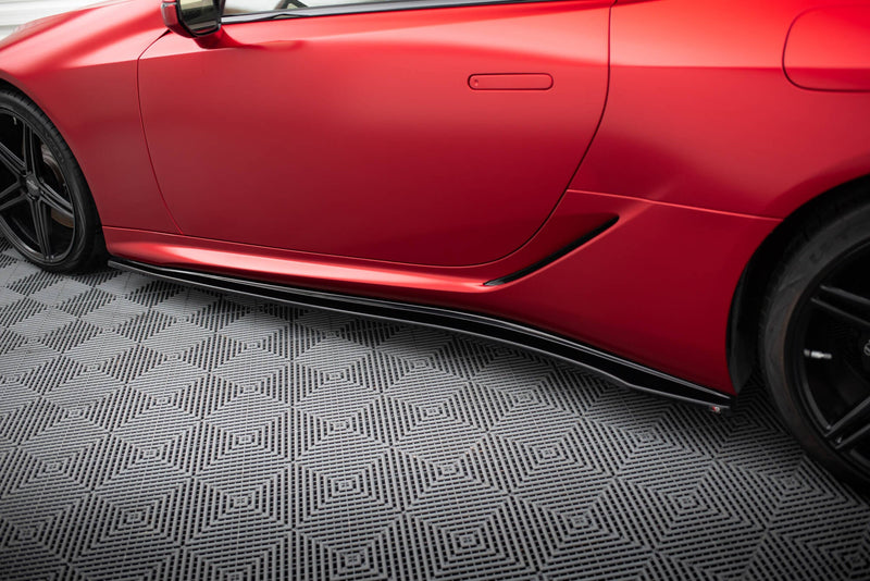 Maxton sideskørter til Lexus LC 500 – blank sort – billede 3 af 5