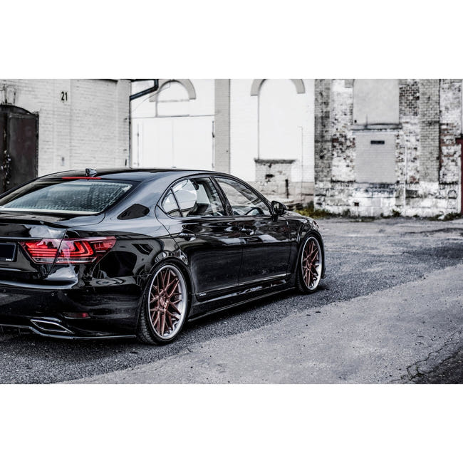 Maxton sideskørter til Lexus LS Long Wheelbase Mk4 Facelift – blank sort – billede 2 af 7
