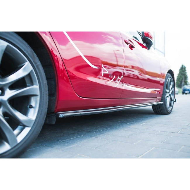 Maxton sideskørter til Mazda 6 Sedan GJ (Mk3) – blank sort – billede 1 af 4