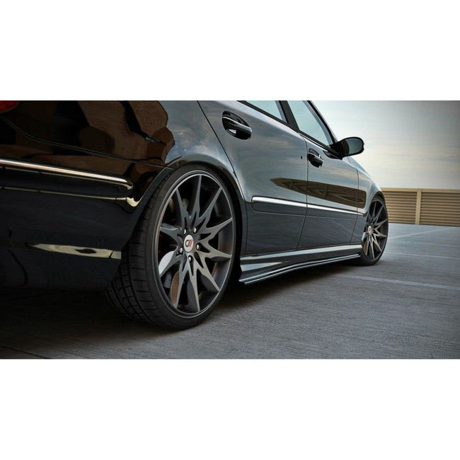 Maxton sideskørter til Mercedes E-CLASS W211 AMG – blank sort – billede 2 af 3