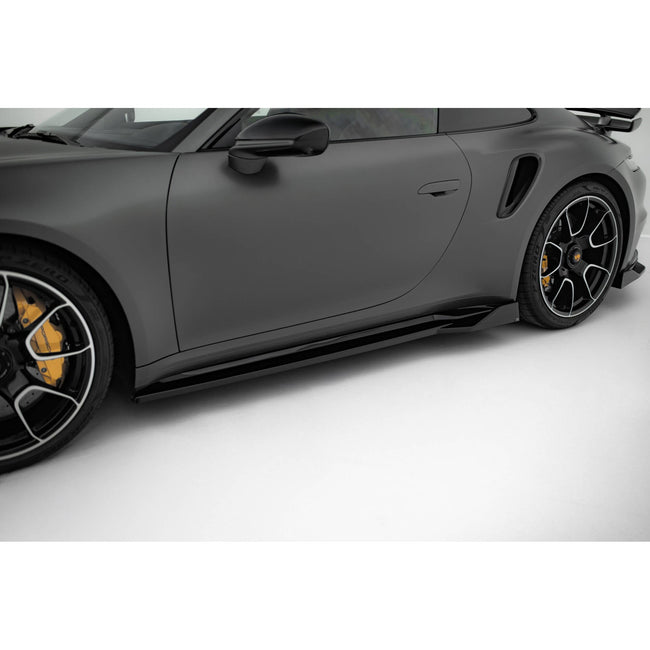 Maxton sideskørter til Porsche 911 Turbo S Sport Package 992 – blank sort – billede 1 af 5