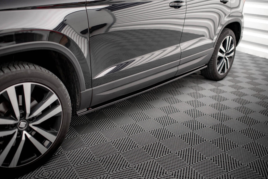 Maxton sideskørter til Seat Ateca Mk1 – blank sort – billede 1 af 5
