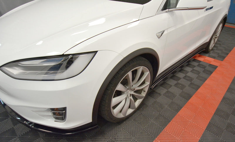 Maxton sideskørter til Tesla Model X Mk1 – blank sort – billede 2 af 6