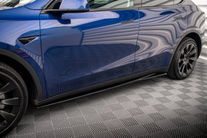 Maxton sideskørter til Tesla Model Y – blank sort – billede 1 af 9