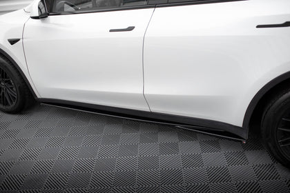 Maxton sideskørter til Tesla Model Y – blank sort – billede 4 af 9