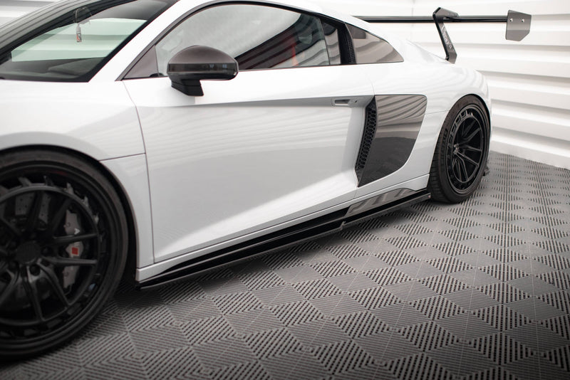Maxton sideskørter til Audi R8 Mk2 Facelift – blank sort – billede 1 af 6