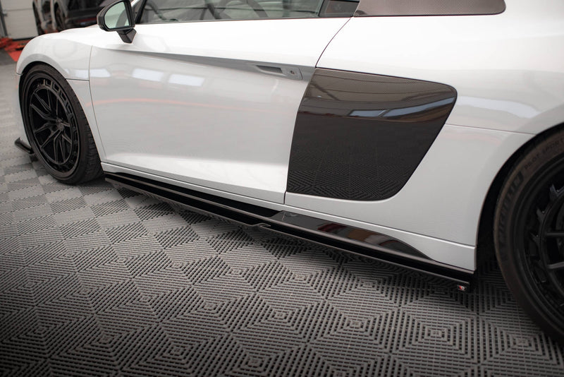 Maxton sideskørter til Audi R8 Mk2 Facelift – blank sort – billede 3 af 6