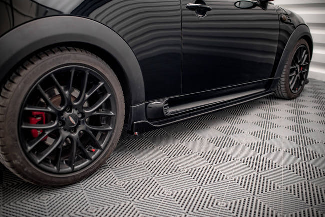 Maxton sideskørter til Mini Cooper John Cooper Works R56 – blank sort – billede 2 af 5