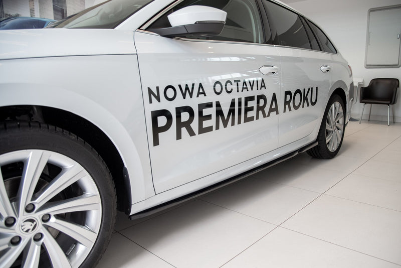 Maxton sideskørter til Skoda Octavia Mk4 – blank sort – billede 4 af 8