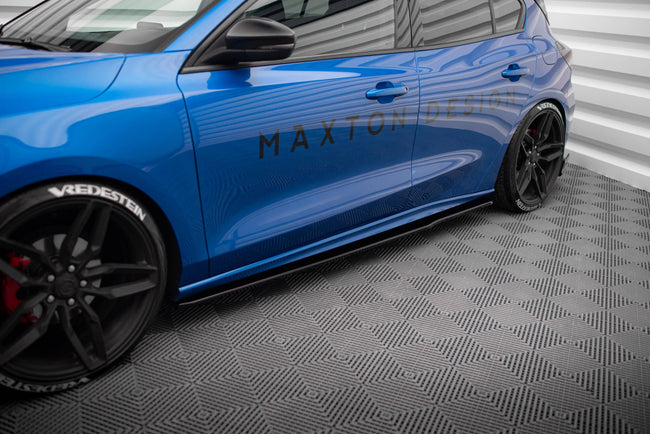 Maxton sideskørter til Ford Focus ST / ST-Line Mk4 – blank sort – billede 1 af 5