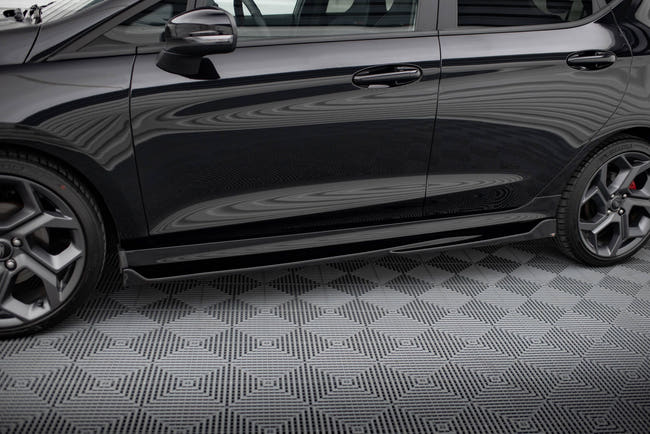 Maxton sideskørter til Ford Fiesta Mk8 ST / ST-Line – blank sort – billede 1 af 6