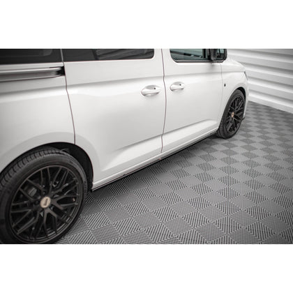 Maxton sideskørter til Volkswagen Caddy Mk5 / Ford Transit Connect Mk3 – blank sort – billede 2 af 5