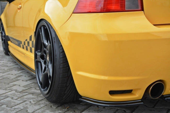 Maxton sideskørter til Volkswagen Golf R32 Mk4 – blank sort – billede 2 af 5