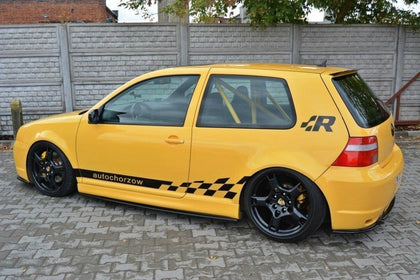 Maxton sideskørter til Volkswagen Golf R32 Mk4 – blank sort – billede 3 af 5