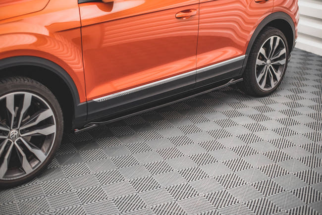 Maxton sideskørter til Volkswagen T-Roc Mk1 – blank sort – billede 1 af 4