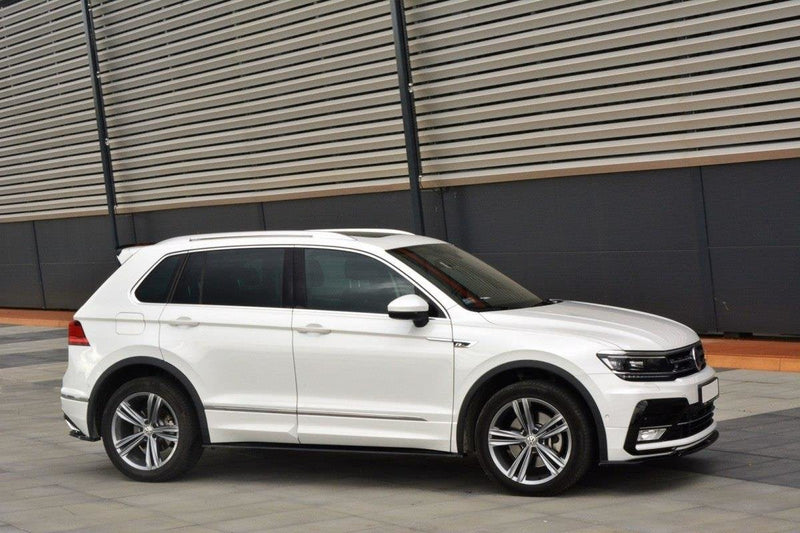 Maxton sideskørter til Volkswagen Tiguan R-Line Mk2 – blank sort – billede 2 af 4