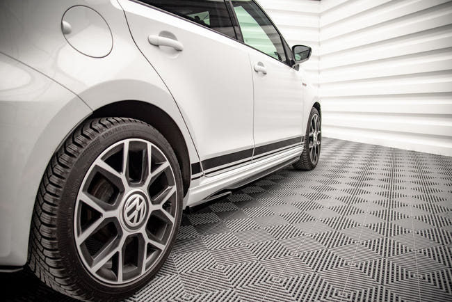 Maxton sideskørter til Volkswagen Up GTI – blank sort – billede 1 af 4