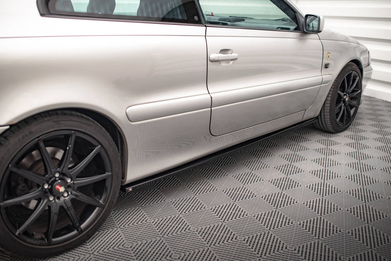 Maxton sideskørter til Volvo C70 Mk1 – blank sort – billede 1 af 5