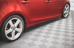 Maxton sideskørter til Volvo V40 – blank sort – billede 1 af 4
