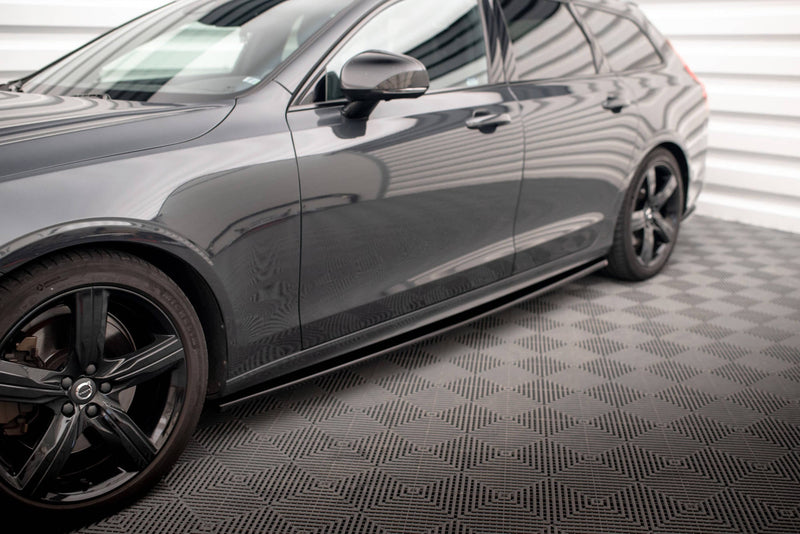 Maxton sideskørter til Volvo V90 / S90 R-Design Mk2 – blank sort – billede 1 af 5