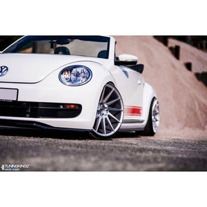 Maxton frontsplitter til Volkswagen Beetle – blank sort – billede 1 af 5