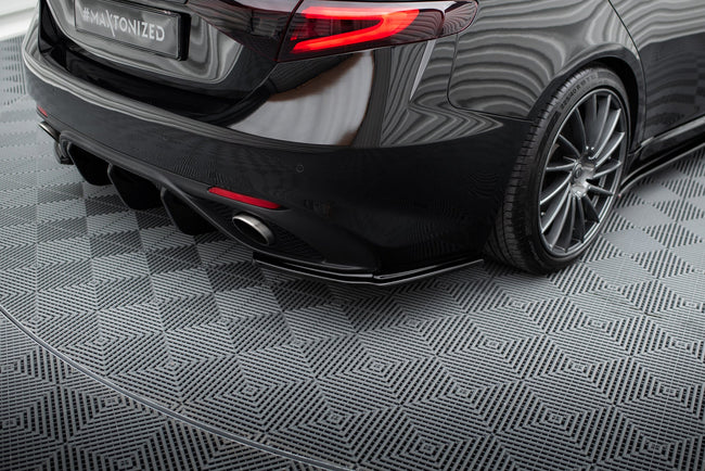 Maxton side splitters til Alfa Romeo Giulia Veloce – blank sort – billede 1 af 5