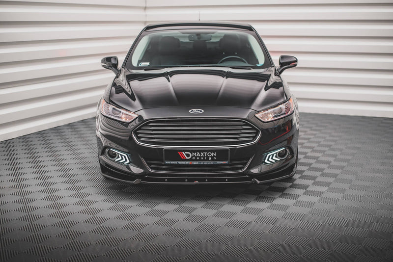 Maxton frontsplitter til Ford Mondeo Mk5 – blank sort – billede 2 af 4