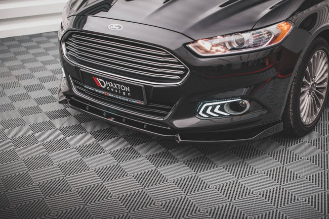 Maxton frontsplitter til Ford Mondeo Mk5 – blank sort – billede 1 af 4