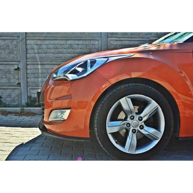 Maxton frontsplitter til Hyundai Veloster – blank sort – billede 2 af 7