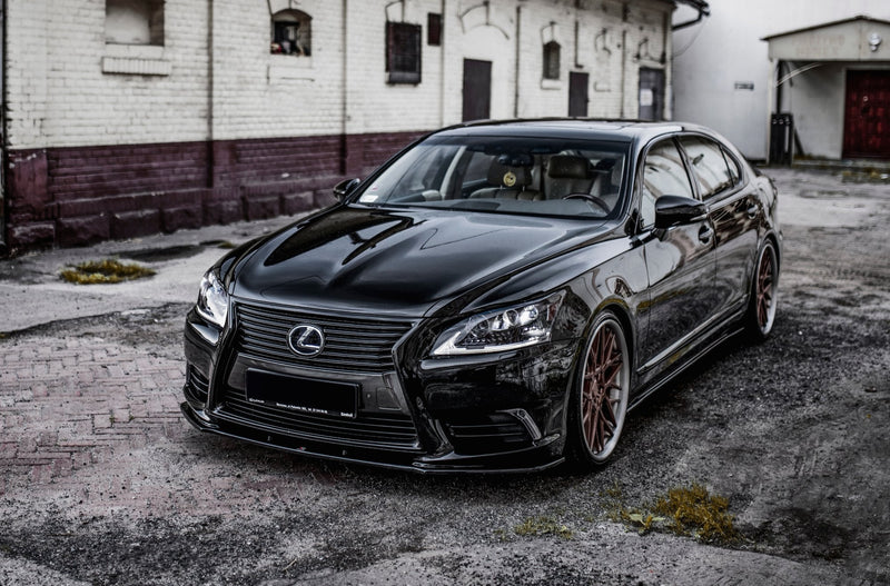 Maxton frontsplitter til Lexus LS Mk4 Facelift – blank sort – billede 1 af 8