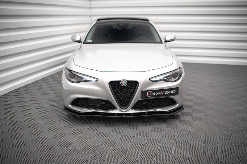 Maxton frontsplitter til Alfa Romeo Giulia Sport – blank sort – billede 2 af 5