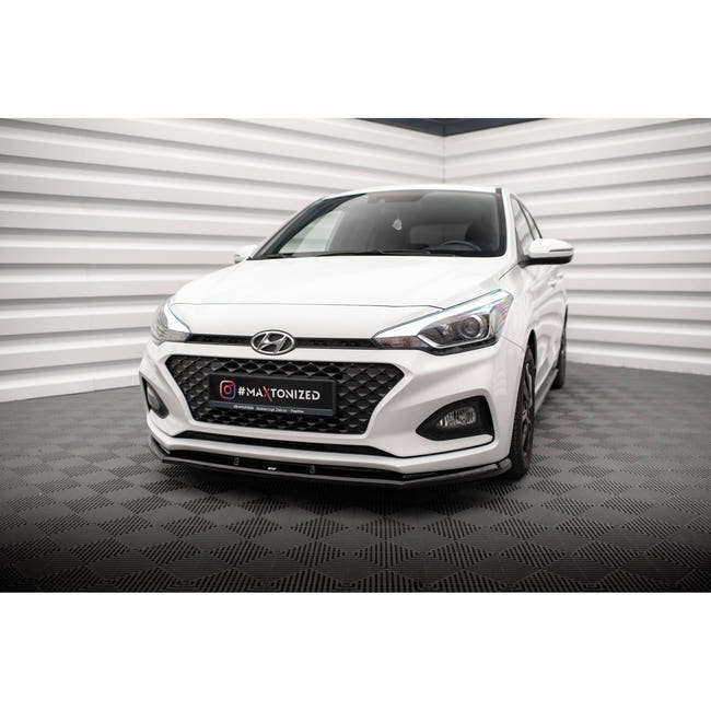 Maxton frontsplitter til Hyundai I20 Mk2 Facelift – blank sort – billede 1 af 5