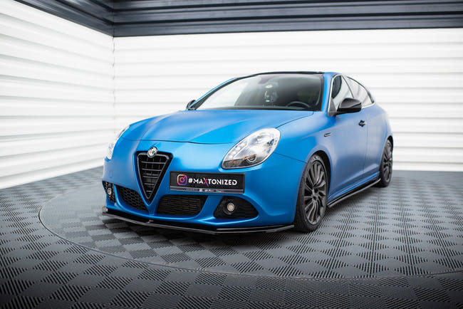 Maxton frontsplitter til Alfa Romeo Giulietta – blank sort – billede 1 af 5