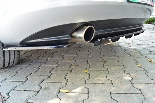Maxton rear splitter til Alfa Romeo 159 (with vertical bars) – blank sort – billede 1 af 8