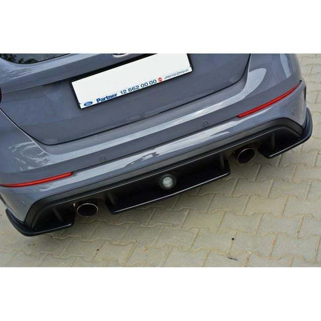 Maxton rear splitter til Ford Focus RS Mk3 – blank sort – billede 2 af 3