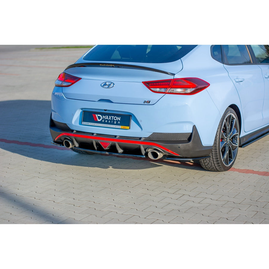 Maxton rear splitter til Hyundai I30 N Mk3 Fastback – blank sort – billede 1 af 5