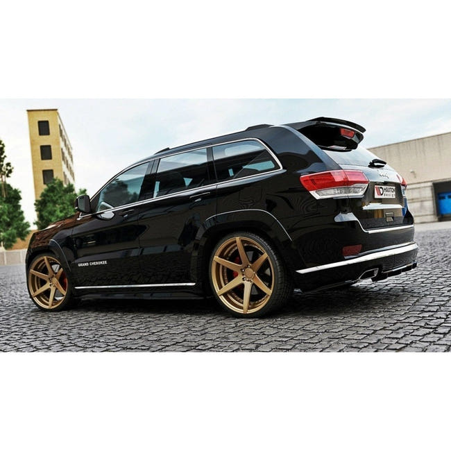 Maxton rear splitter til Jeep Grand Cherokee WK2 Summit Facelift (with a vertical bar) – blank sort – billede 2 af 4