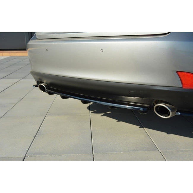 Maxton rear splitter til Lexus IS Mk3 T (with vertical bars) – blank sort – billede 1 af 4