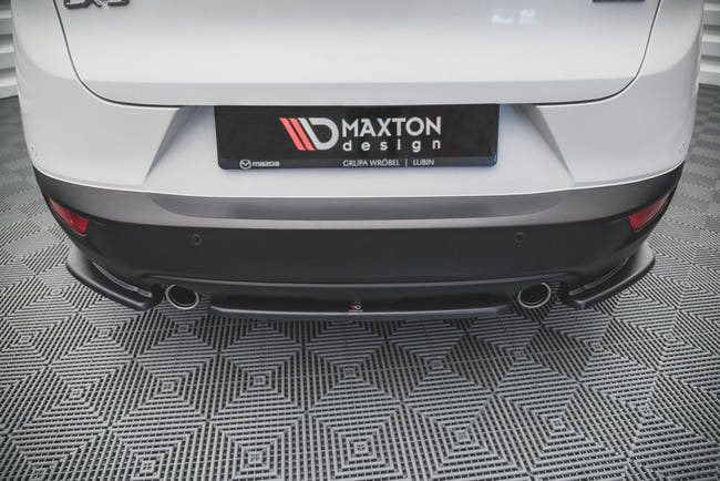 Maxton rear splitter til Mazda CX-3 – blank sort – billede 2 af 4
