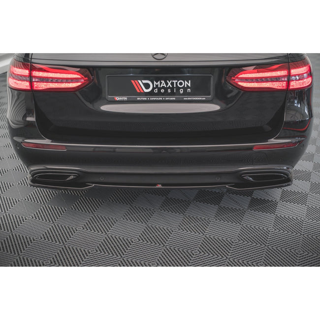 Maxton rear splitter til Mercedes-Benz E W213 – blank sort – billede 1 af 5