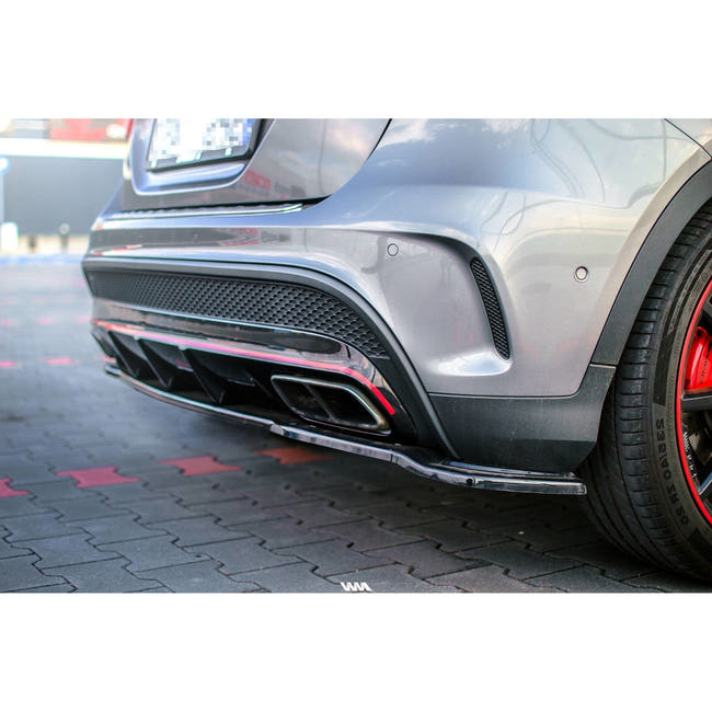 Maxton rear splitter til Mercedes-Benz GLA 45 AMG – blank sort – billede 1 af 3