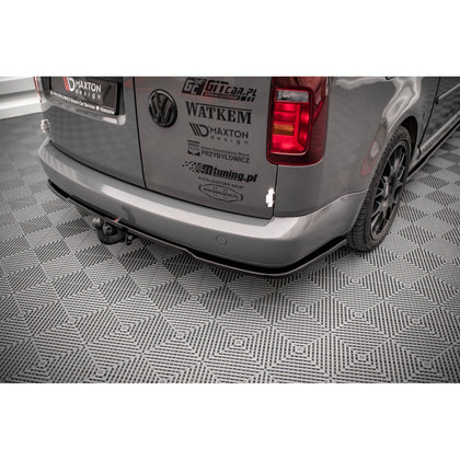 Maxton rear splitter til Volkswagen Caddy Long Mk3 Facelift – blank sort – billede 3 af 5