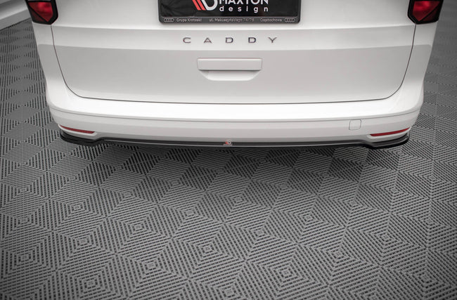 Maxton rear splitter til Volkswagen Caddy Mk5 / Ford Transit Connect Mk3 – blank sort – billede 1 af 5