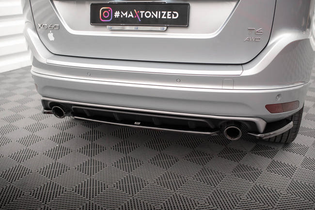 Maxton rear splitter til Volvo XC60 R-Design Mk1 Facelift – blank sort – billede 2 af 5