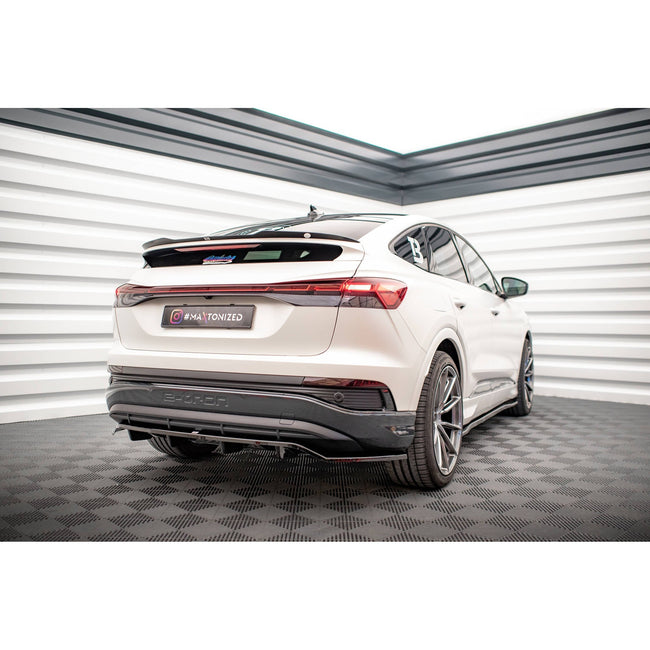 Maxton rear splitter til Audi Q4 e-tron Sportback S-line Mk1 – blank sort – billede 1 af 8