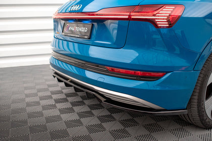 Maxton rear splitter til Audi e-tron – blank sort – billede 5 af 9