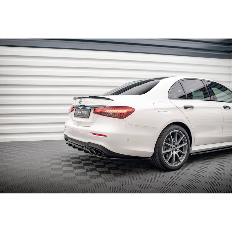 Maxton rear splitter til Mercedes-Benz E AMG-Line Sedan W213 Facelift – blank sort – billede 5 af 7
