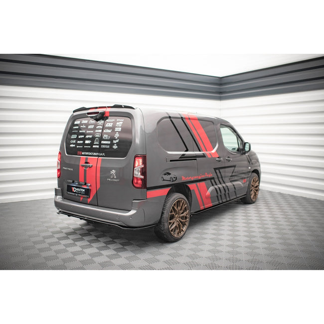 Maxton rear splitter til Peugeot Partner Long Mk3 – blank sort – billede 1 af 5
