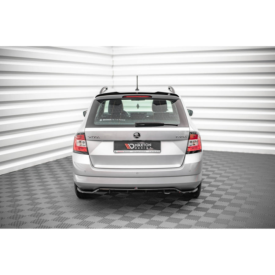 Maxton rear splitter til Skoda Fabia Combi Mk3 – blank sort – billede 1 af 4