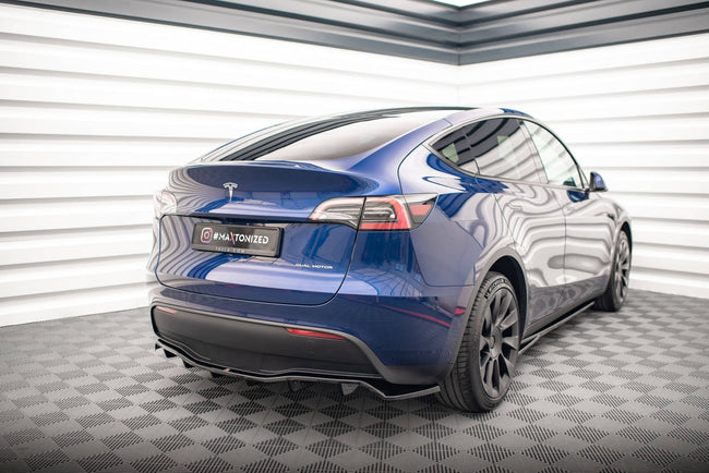 Maxton rear splitter til Tesla Model Y – blank sort – billede 1 af 8